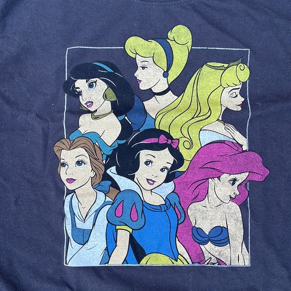 Disney Princess T-shirt Medium - Picture 2 of 6